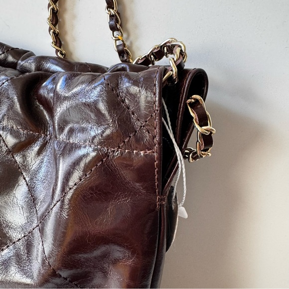 Brown Oiled Shiny Quilted Leather 22 Gathered Hobo Chain Tote w/ Gold HW B8 - Picture 8 of 17